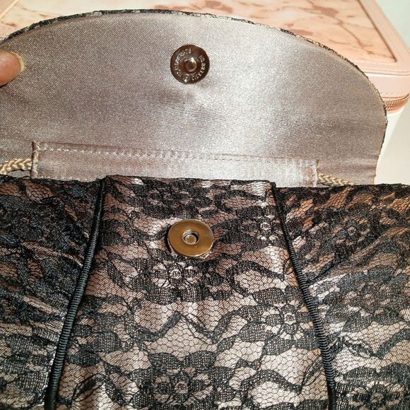 Vintage Naot Lace/Gold Envelope Evening Bag - Picture 5 of 7